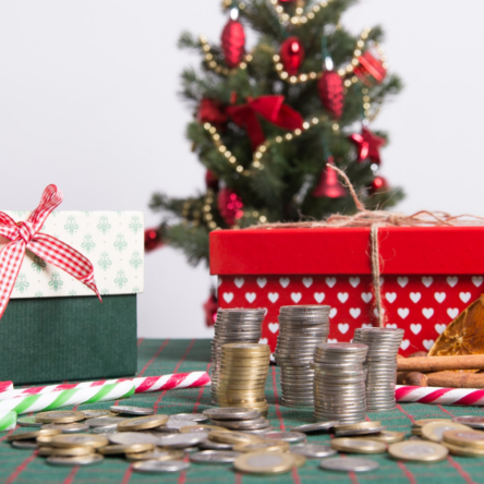 Helpot vinkit rahan säästämiseen tänä jouluna